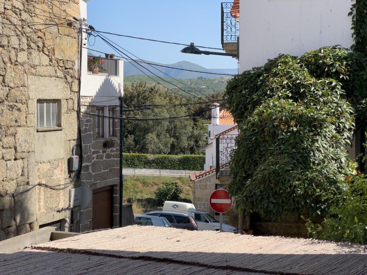 Casa Das Flores Oliveira do Hospital Exteriör bild